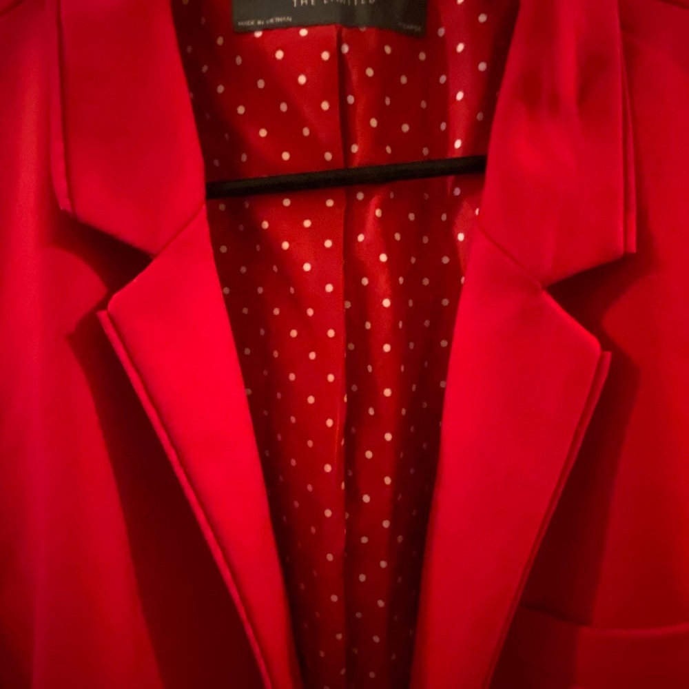Cherry red, relaxed fit blazer